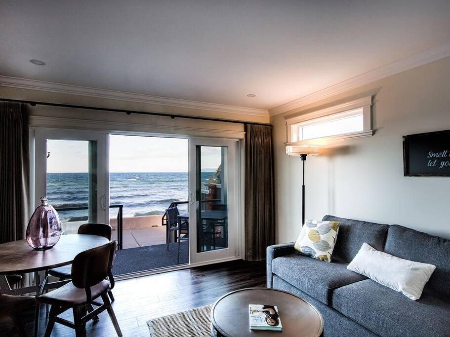 Qualicum Beach Ocean Suites Eksteriør billede