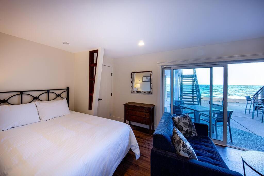 Qualicum Beach Ocean Suites Eksteriør billede