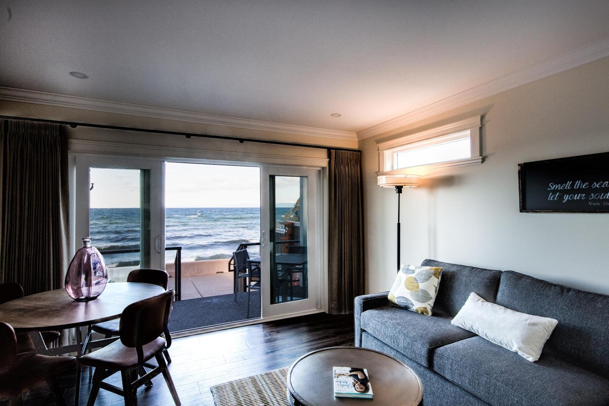 Qualicum Beach Ocean Suites Eksteriør billede